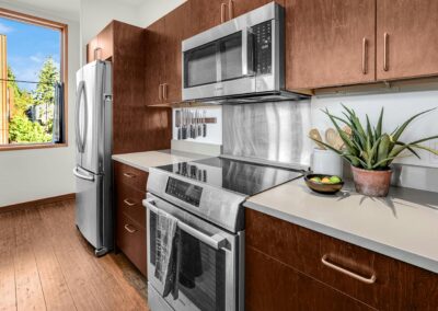 017 453847 363 Ambrose Lane N W # Unit L301 Bainbridge Island WA 981102023 10 27 Cordova 453847 Stills 0090 HDR