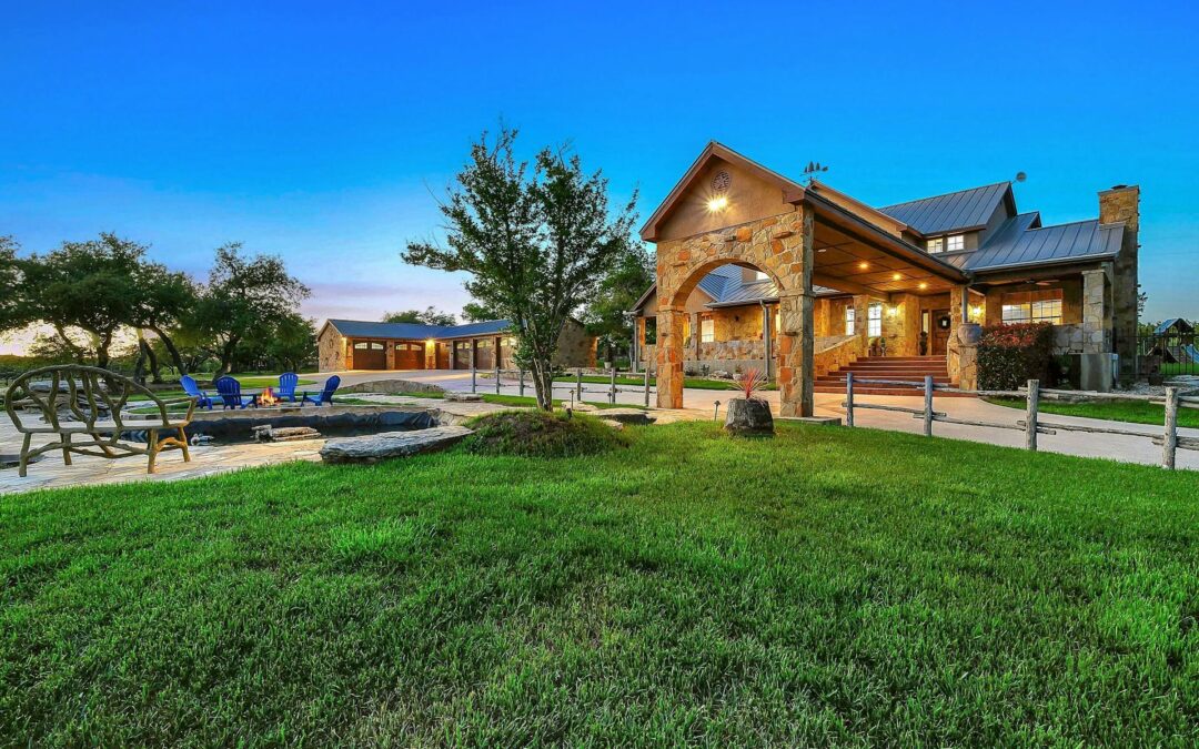 Spotlight Tour- 3D Walk Through Tour, Dripping Springs, TX