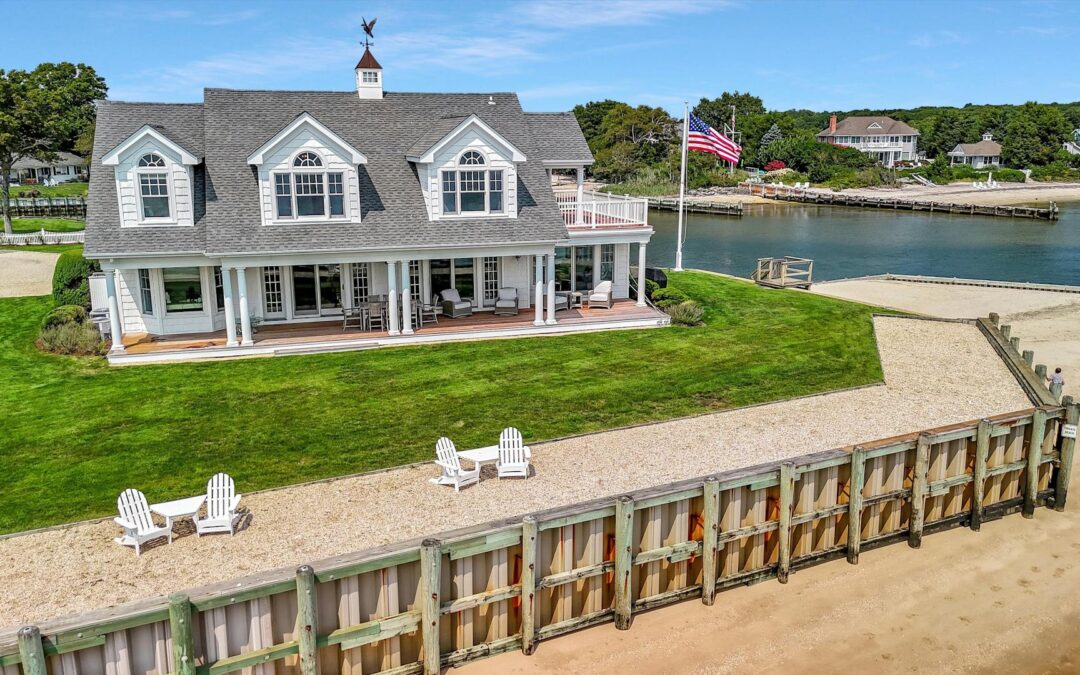 SPOTLIGHT TOUR FOR 820 Old Salt Road Mattituck, NY 11952