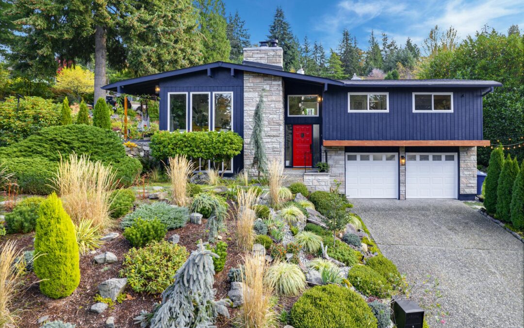 SPOTLIGHT TOUR FOR 4676 148th Place Southeast Bellevue, WA